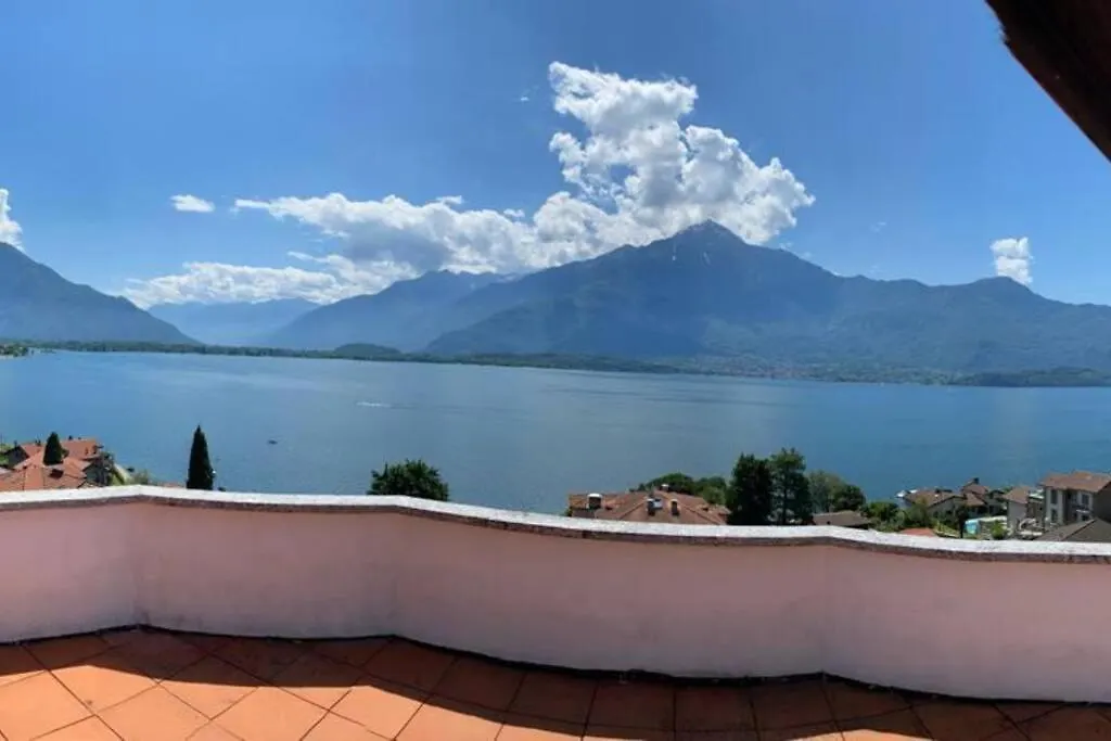 My Holidays - 5 Case Gera Lario Italy